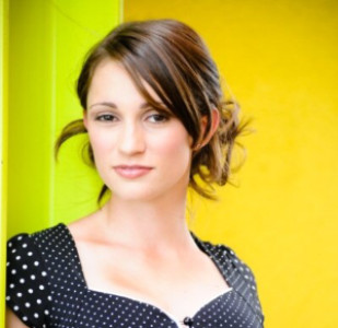 Profile photo for Tessa Farland