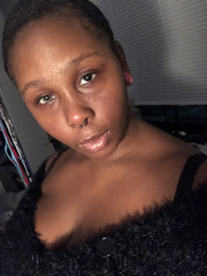 Profile photo for Nafisah crumity