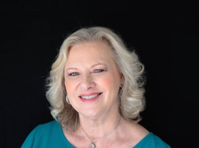 Profile photo for Sue McElvogue