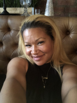 Profile photo for Cassandra roberson