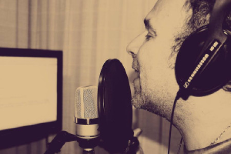 Profile photo for Luis Scuro Locutor