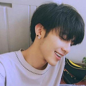 Profile photo for bing bing