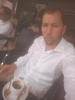 Profile photo for Mohamed jaouahir