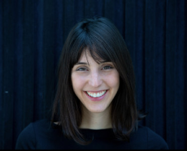 Profile photo for Tess Amorim