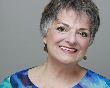 Profile photo for Linda Palmarozza