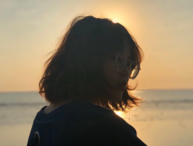 Profile photo for Vivi Q