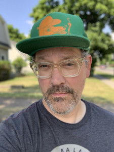 Profile photo for Robyn Miller