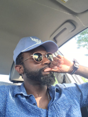 Profile photo for Alex Selbatusa