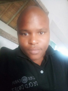 Profile photo for Lunga Mwahla