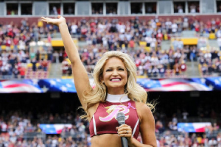 Profile photo for Stephanie Broman