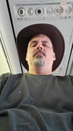 Profile photo for Seth Hollist