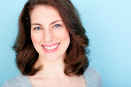 Profile photo for Lara Fox
