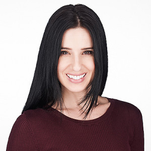 Profile photo for Leslie Nifoussi