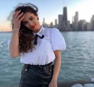 Profile photo for Erza Gashi
