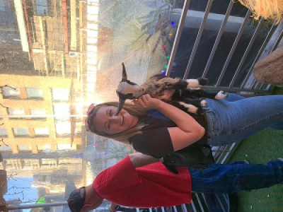 Profile photo for Olivia Bloom