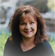 Profile photo for Denise Quinn