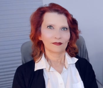 Profile photo for Anna Plamann