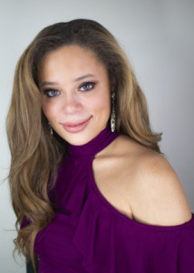 Profile photo for Claudia Loman