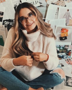 Profile photo for Sydney Rowland