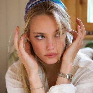 Profile photo for Araminta Reed