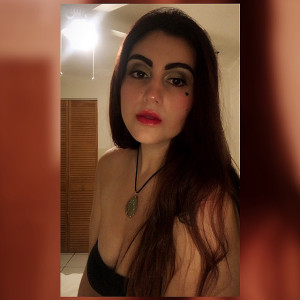 Profile photo for Melany Manas