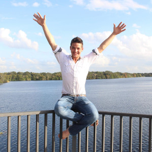 Profile photo for Lester Lee