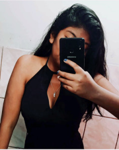 Profile photo for Nixa Romina