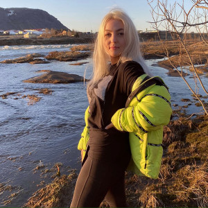 Profile photo for elly alexandra chenery