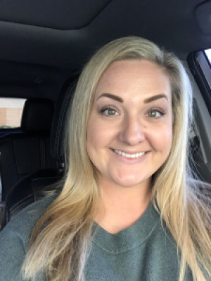 Profile photo for Natalie Ridge