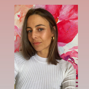 Profile photo for Julia mitchell