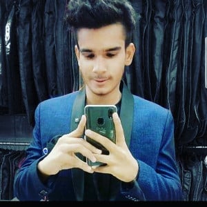 Profile photo for Vivek chaubey