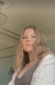 Profile photo for Madelyn Wood