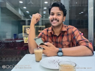 Profile photo for Robin Joseph