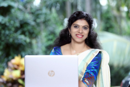 Profile photo for praveeja vineeth edathara