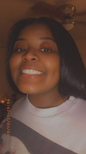 Profile photo for Mylecia Dye