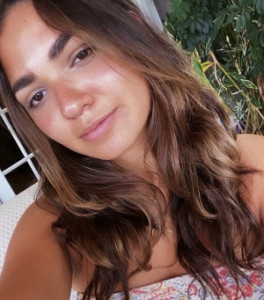 Profile photo for Anna Medina