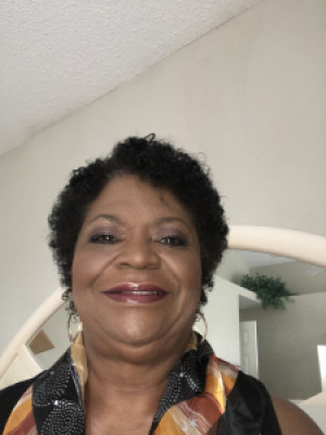 Profile photo for Sandra Scott