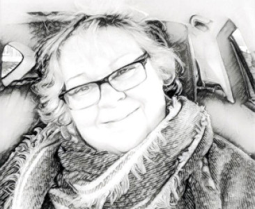 Profile photo for Annie Paquin