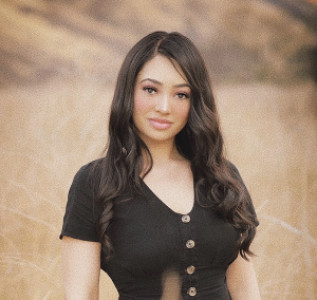 Profile photo for Emma Reed