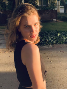 Profile photo for Alisa Gulyaeva
