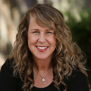 Profile photo for Cindy Lescarbeau