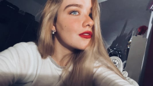 Profile photo for Alexa Ligarde