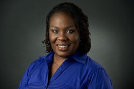 Profile photo for Linda Bazalaki