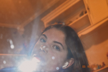 Profile photo for Loreena Dos Santos