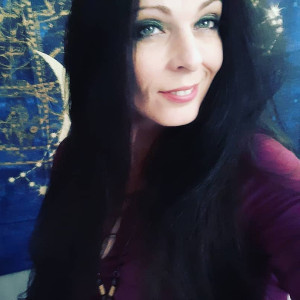 Profile photo for Cheryl Hinton