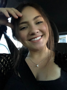 Profile photo for Poliana de Lara Ceolin