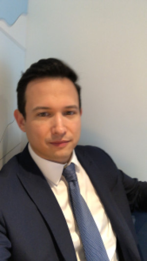 Profile photo for Roberto Ricardo Velez Cordova