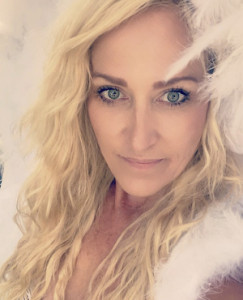 Profile photo for J Kate Crossley