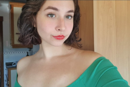 Profile photo for Maia Luna Cebrelli