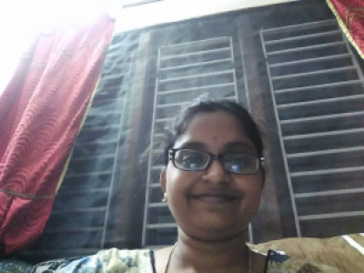 Profile photo for Radhika s
